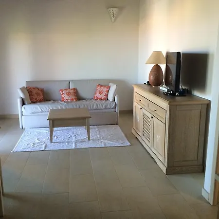 Punta Falcone 公寓式酒店 圣特雷莎加卢拉