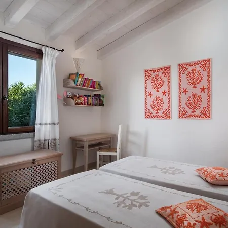 Punta Falcone Aparthotel 4*