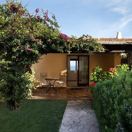 Punta Falcone Aparthotel