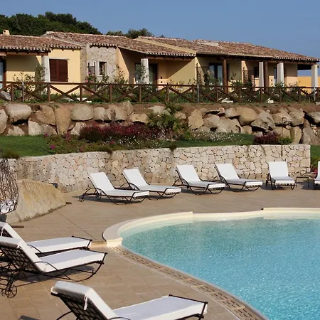 Punta Falcone 4* 圣特雷莎加卢拉