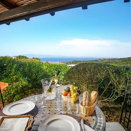 Punta Falcone Aparthotel 4*