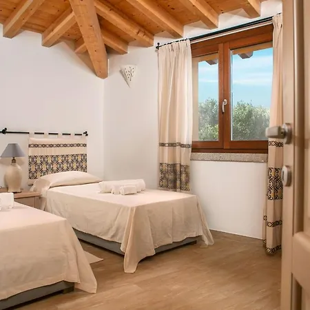 Aparthotel Punta Falcone