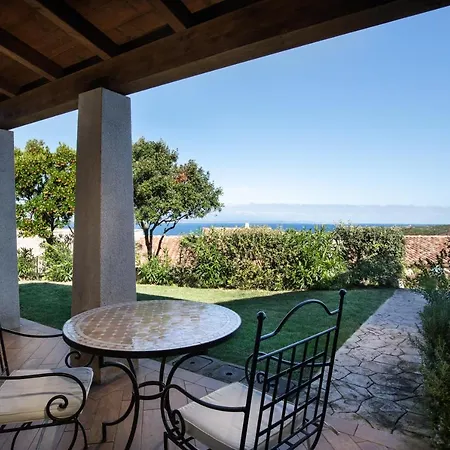 Aparthotel Punta Falcone