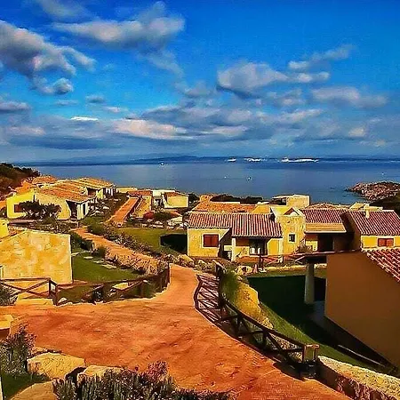 公寓式酒店 Punta Falcone 4*