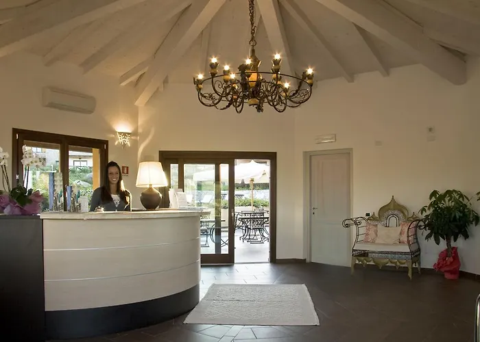 Punta Falcone Aparthotel 4*