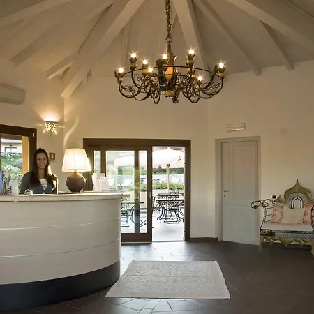 Punta Falcone Apart-hotel 4*