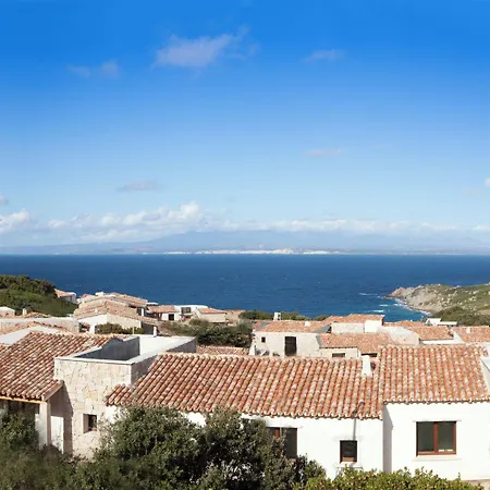 Punta Falcone Aparthotel 4*