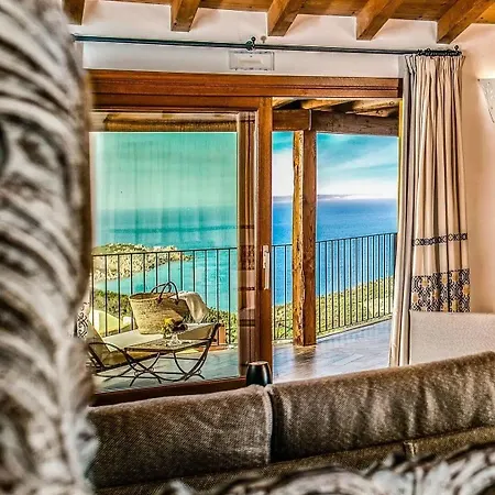 Punta Falcone Aparthotel