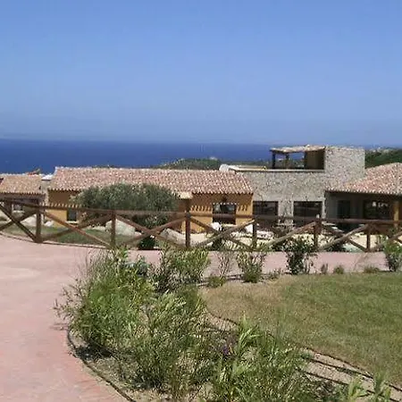 Punta Falcone 4*