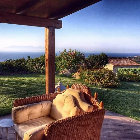 Ξενοδοχείο με διαμερίσματα Punta Falcone